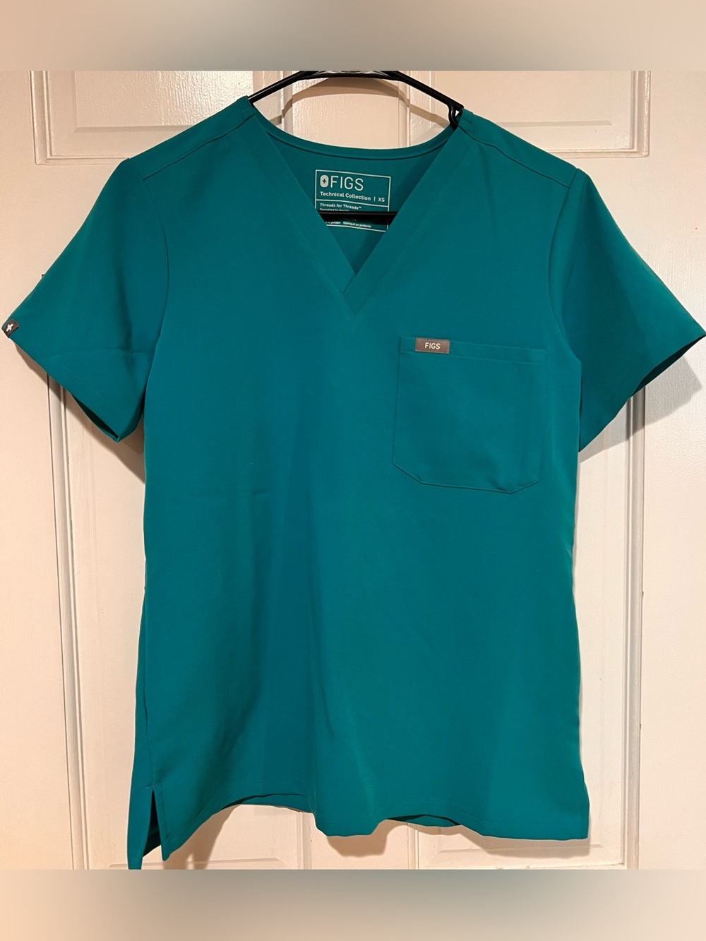 FIGS Catarina Scrub Top, Teal, Size XS
